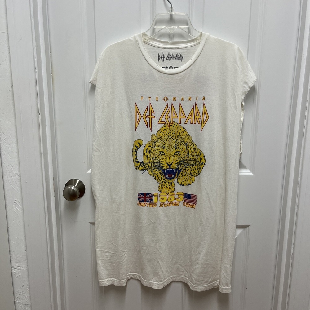 Women's Def Leppard White Love Bites Tee Shirt